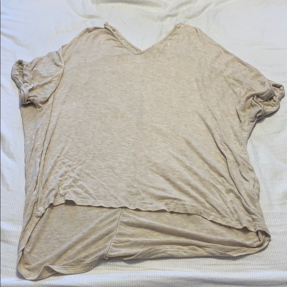 Casual loose fitting blouse